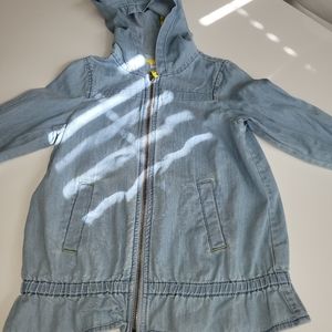 Long-sleeved zipup hoodies